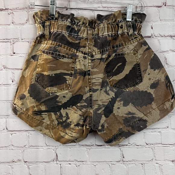 POL Camo Paperbag Shorts Womens Size small - Picture 3 of 3